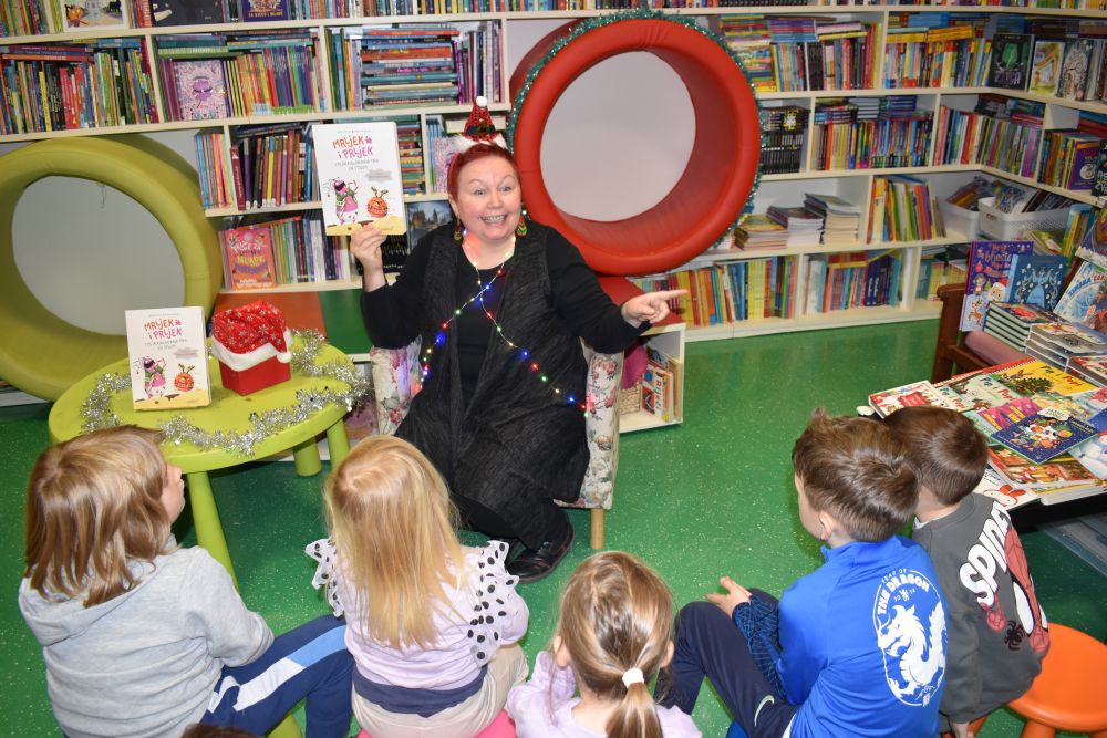 Mljackobljackava frka u Knjiguljici